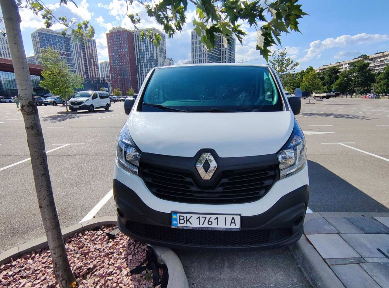 Renault Trafic - фото 1