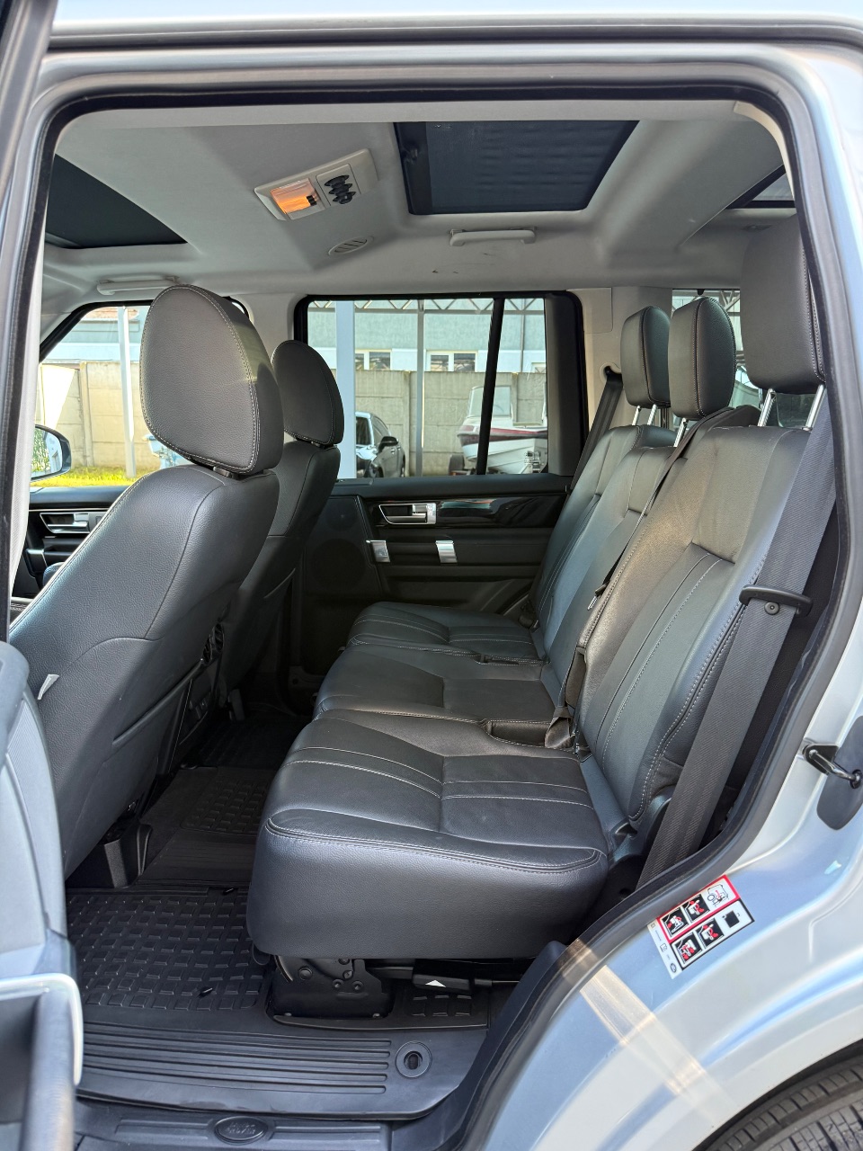 Land Rover Discovery - фото 26