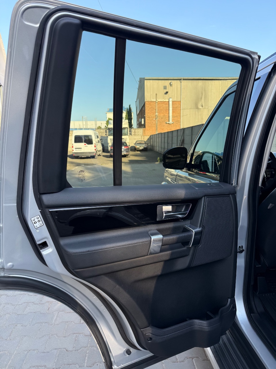 Land Rover Discovery - фото 25