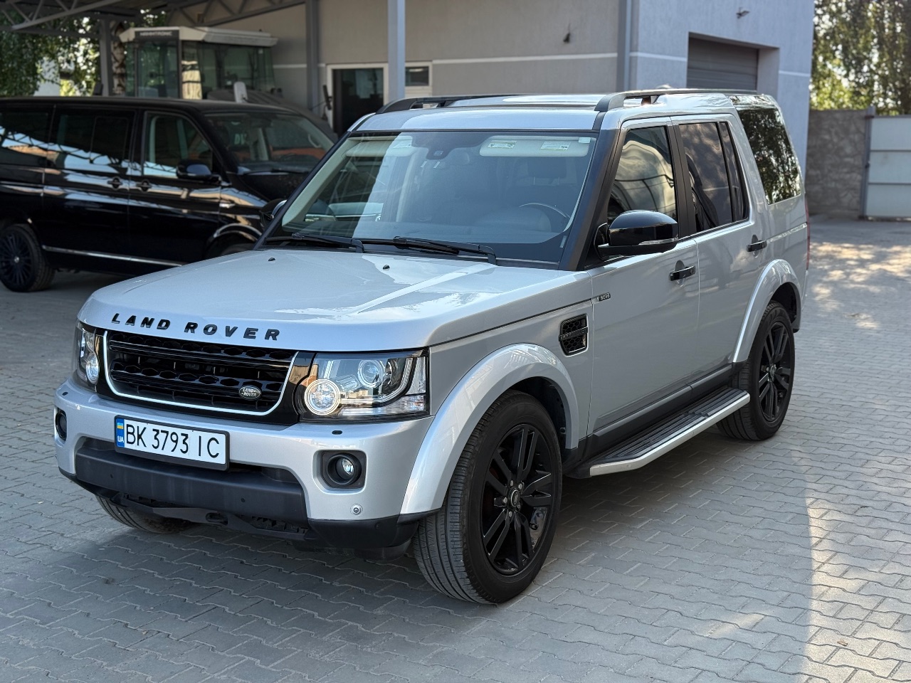 Land Rover Discovery - фото 7