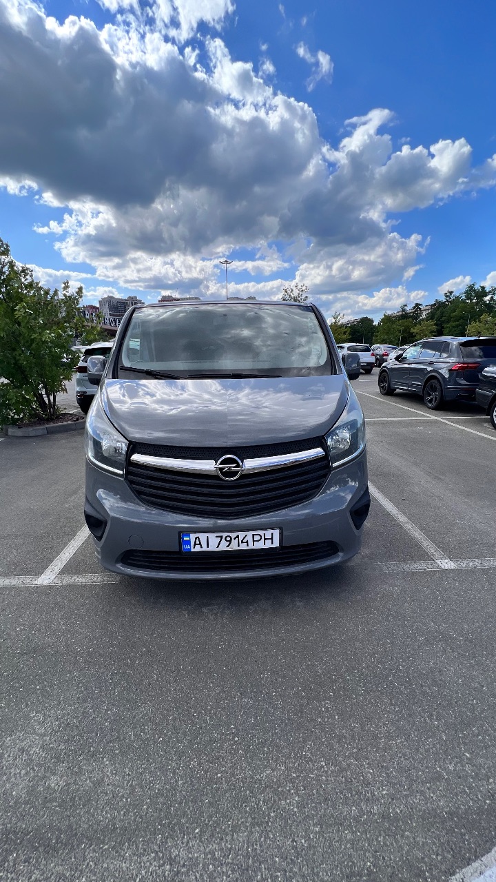 Opel Vivaro - фото 1