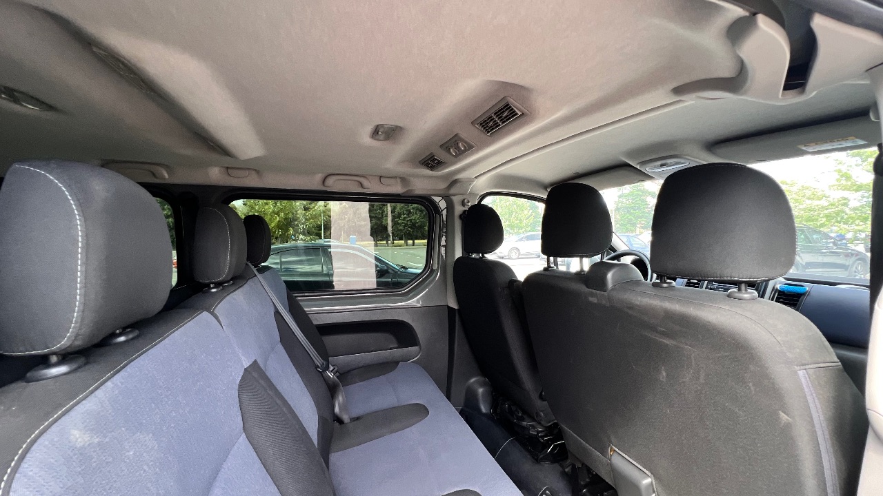 Opel Vivaro - фото 6