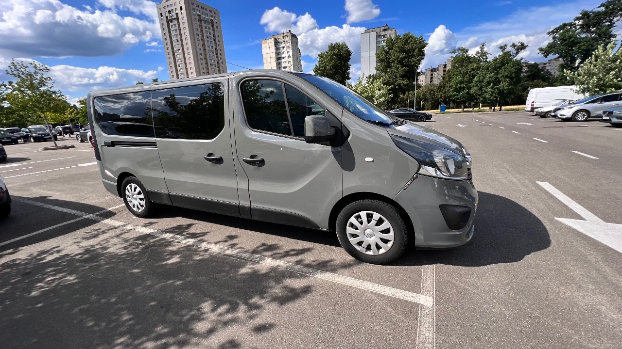 Opel Vivaro - фото 3