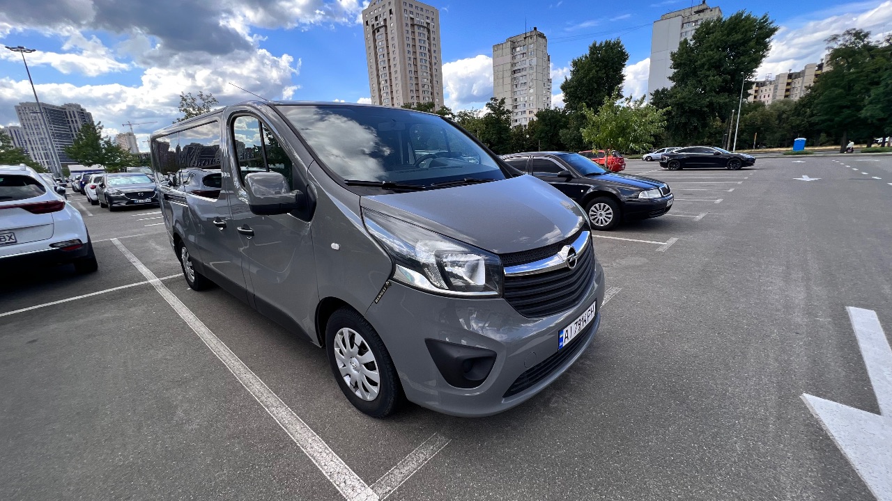 Opel Vivaro - фото 2