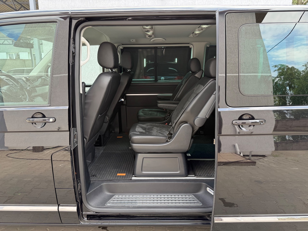 Volkswagen Multivan - фото 19