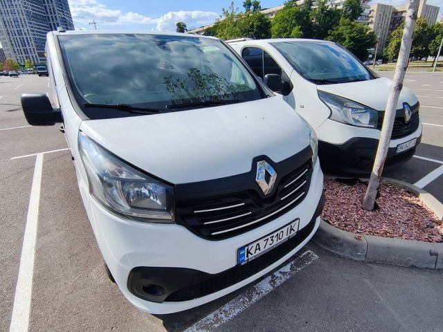 Renault Trafic - фото 2