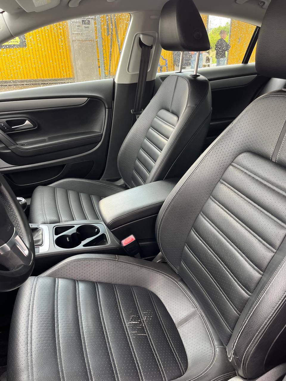 Volkswagen Passat CC - фото 10