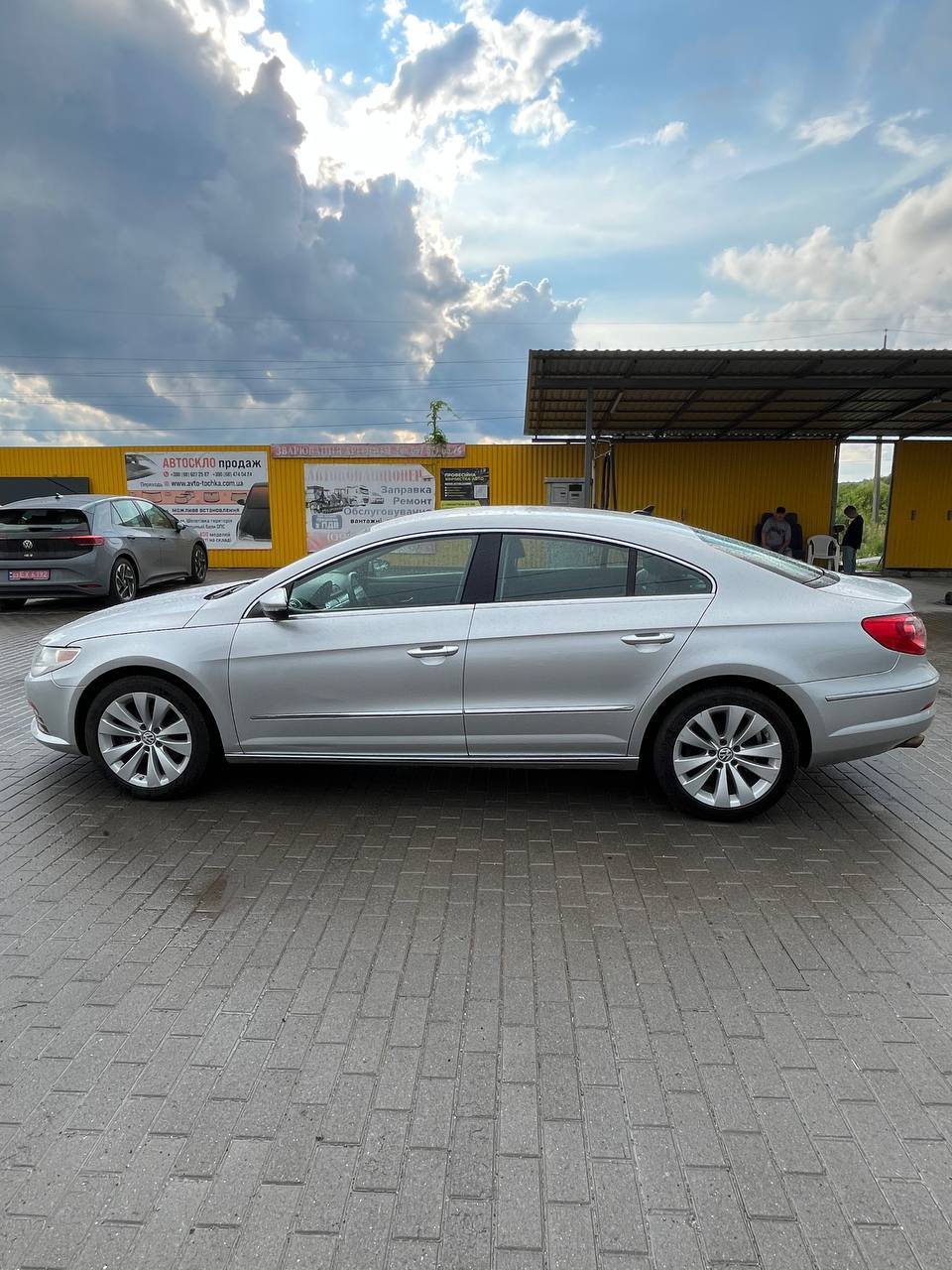 Volkswagen Passat CC - фото 3