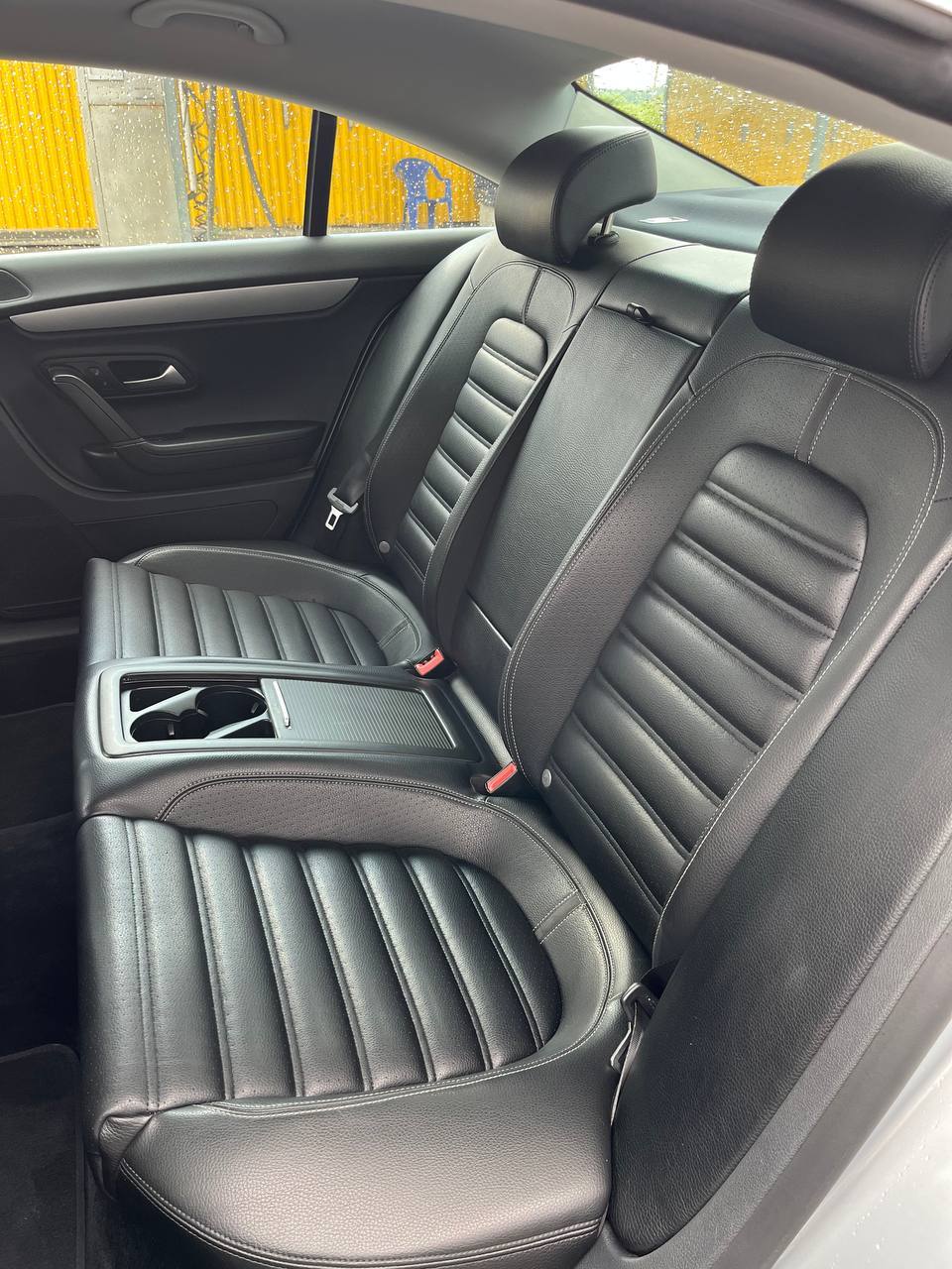 Volkswagen Passat CC - фото 12