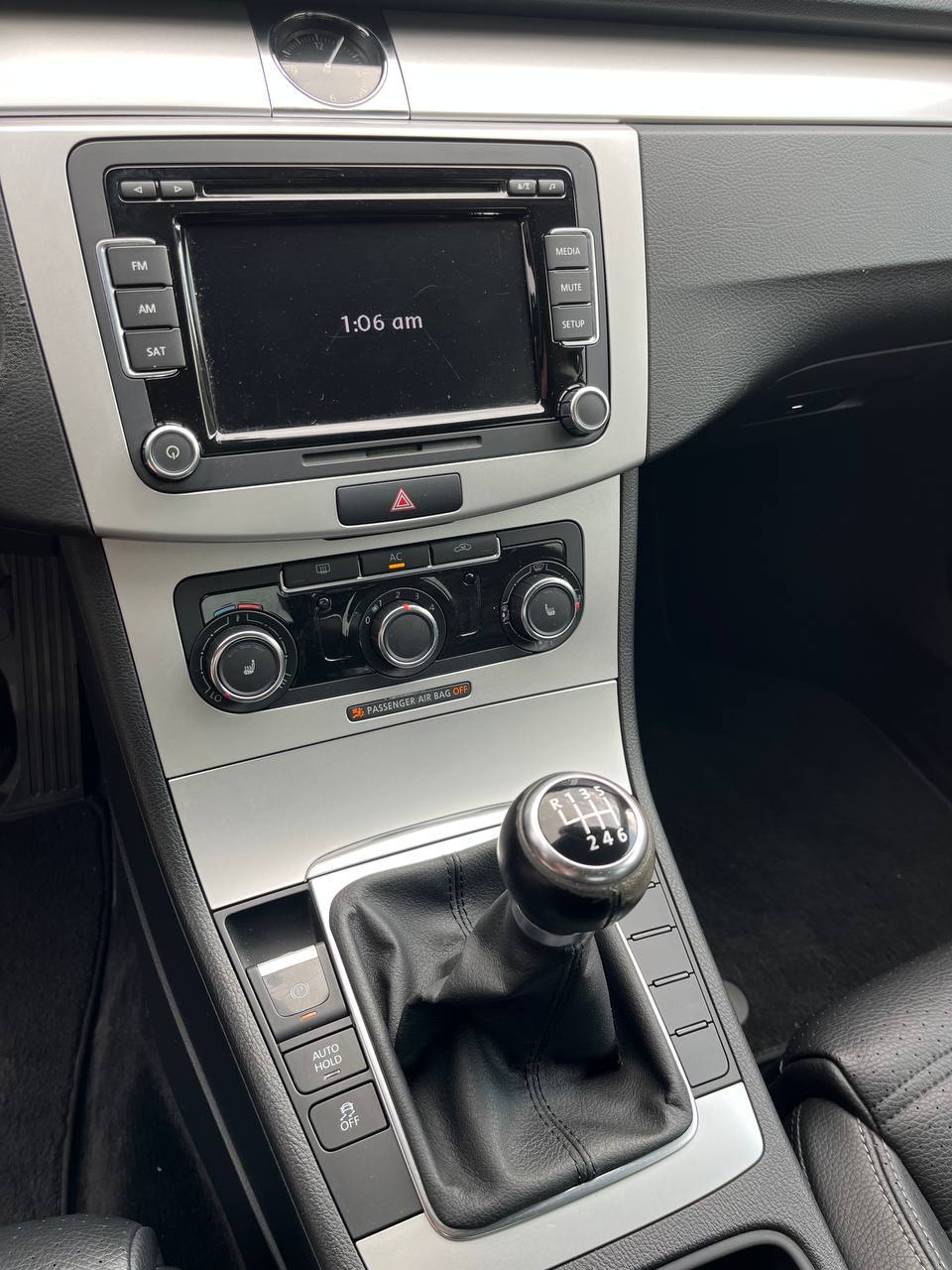 Volkswagen Passat CC - фото 16