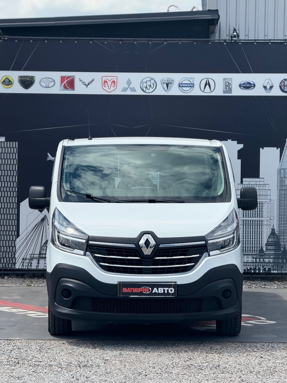 Renault Trafic - фото 3