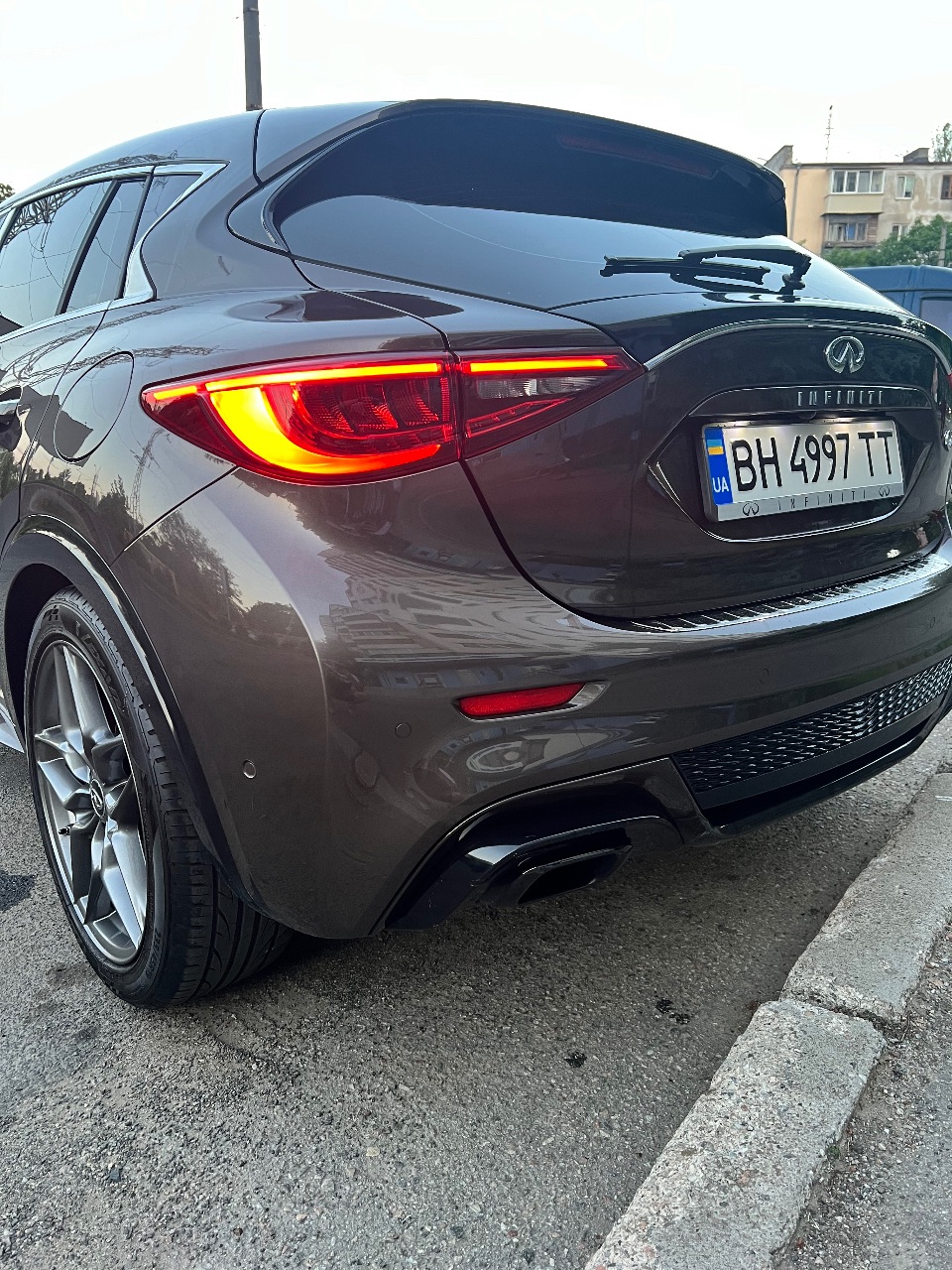 Infiniti QX30 - фото 3