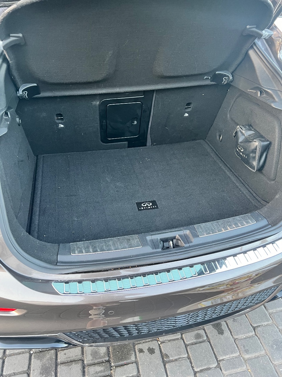 Infiniti QX30 - фото 15