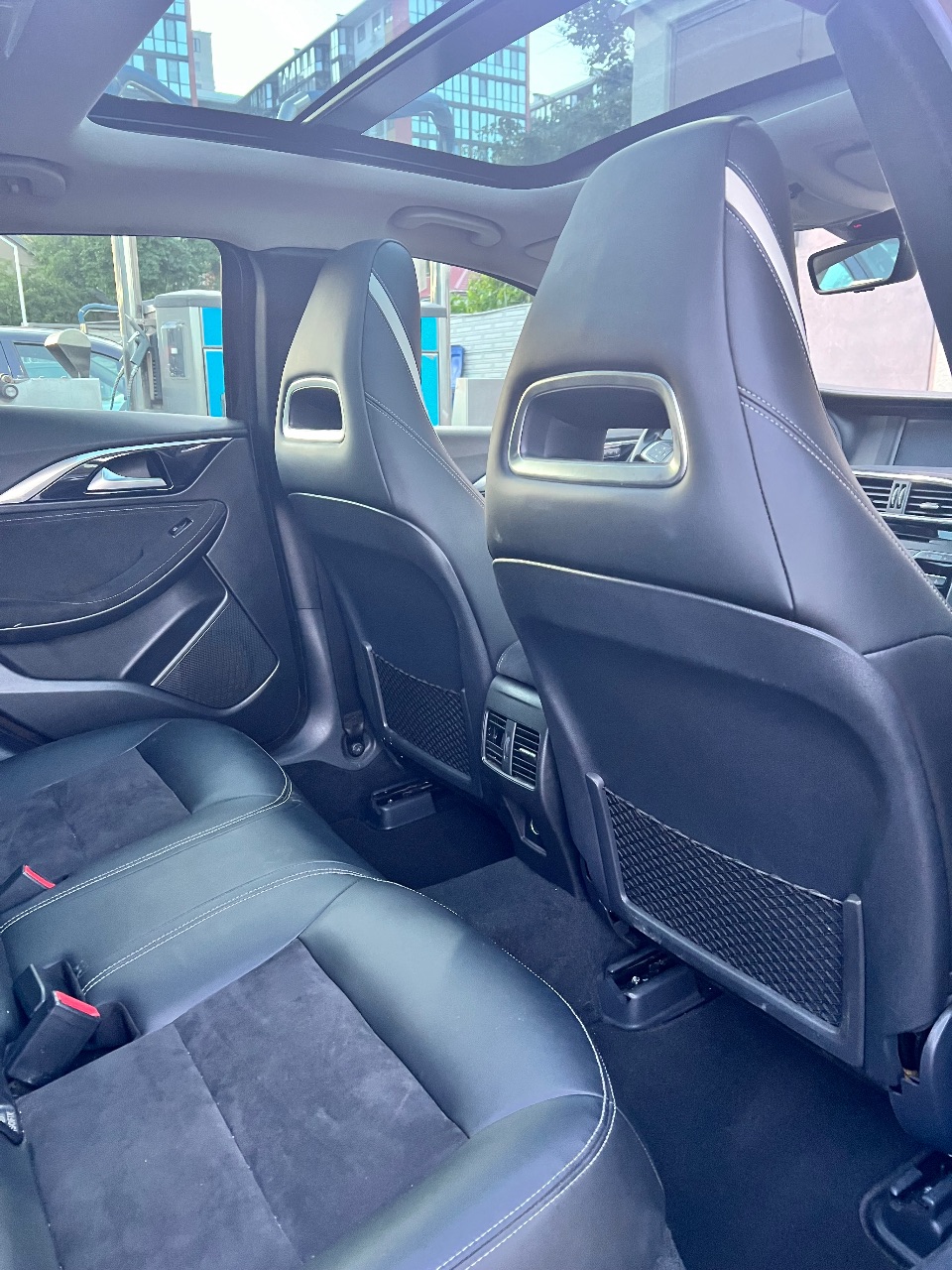 Infiniti QX30 - фото 10