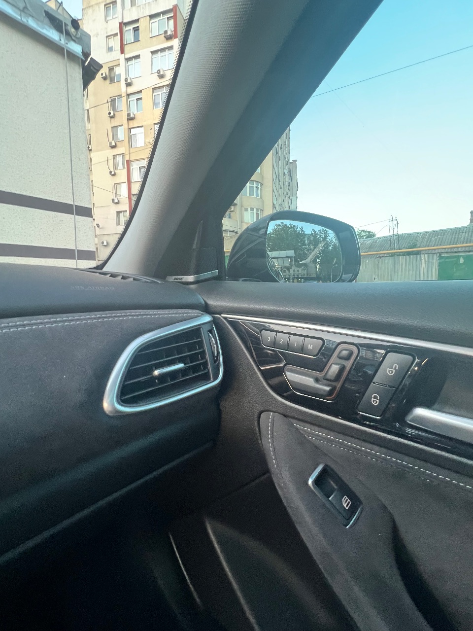 Infiniti QX30 - фото 12