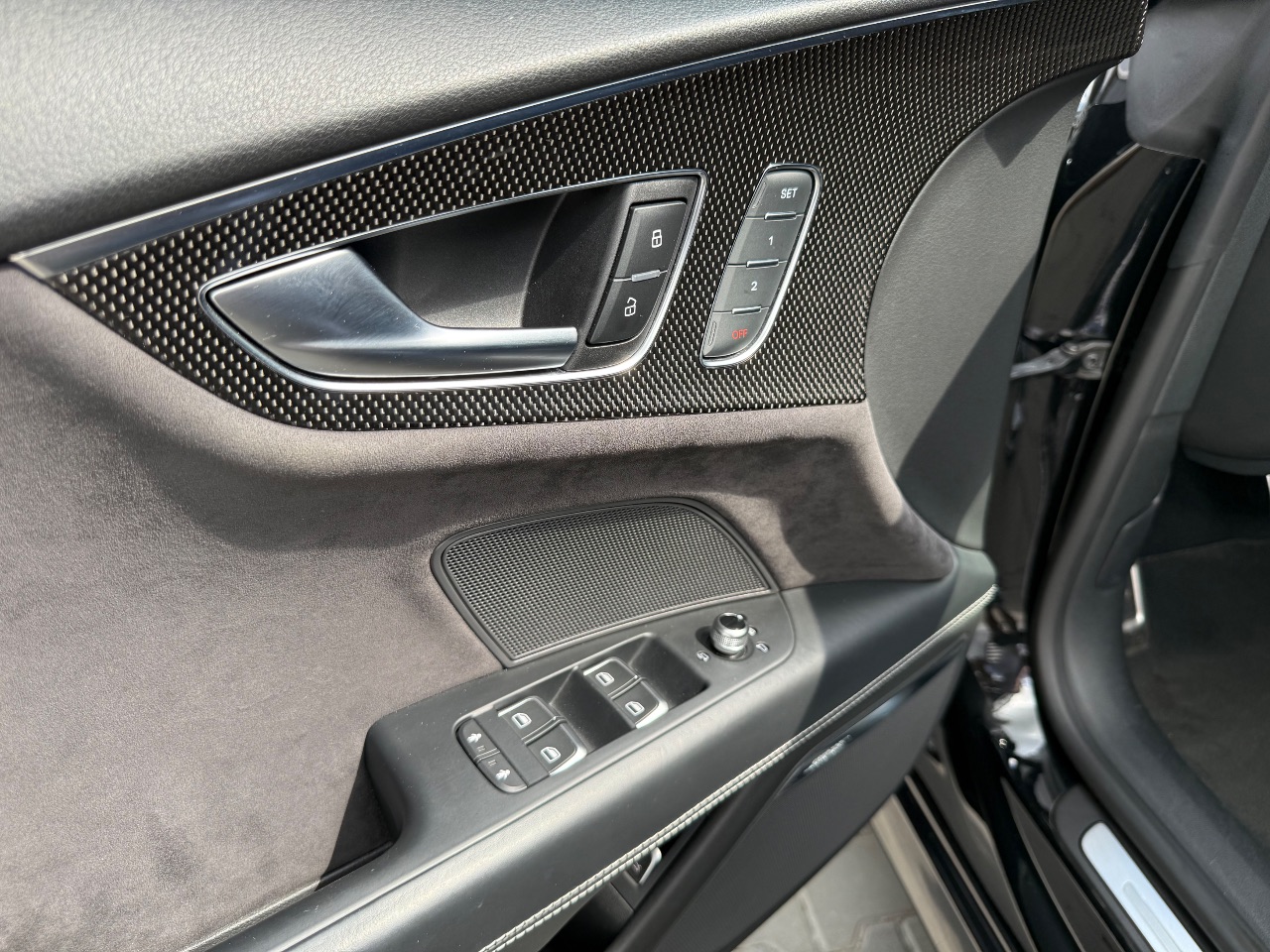 Audi S7 - фото 22