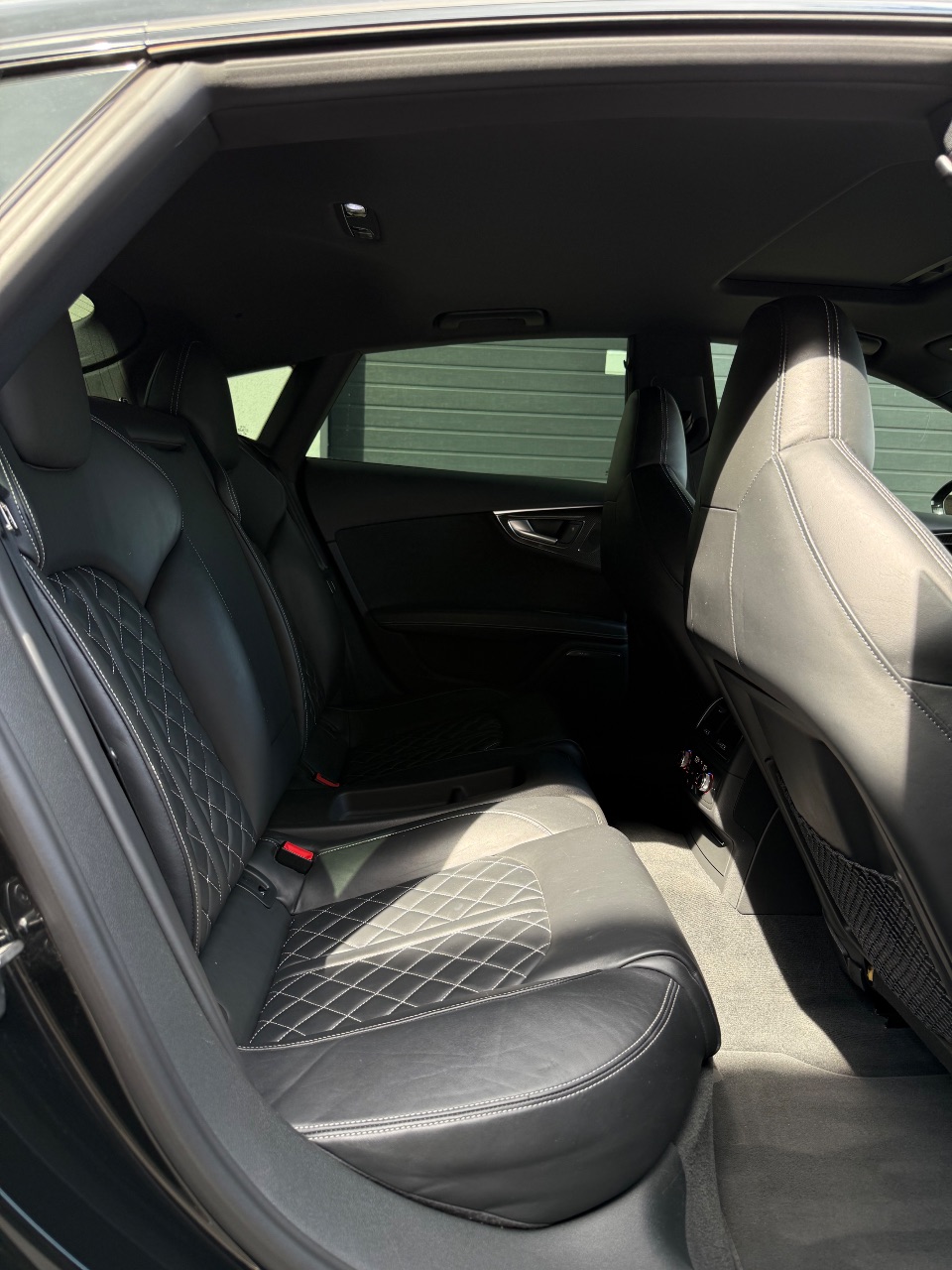 Audi S7 - фото 43