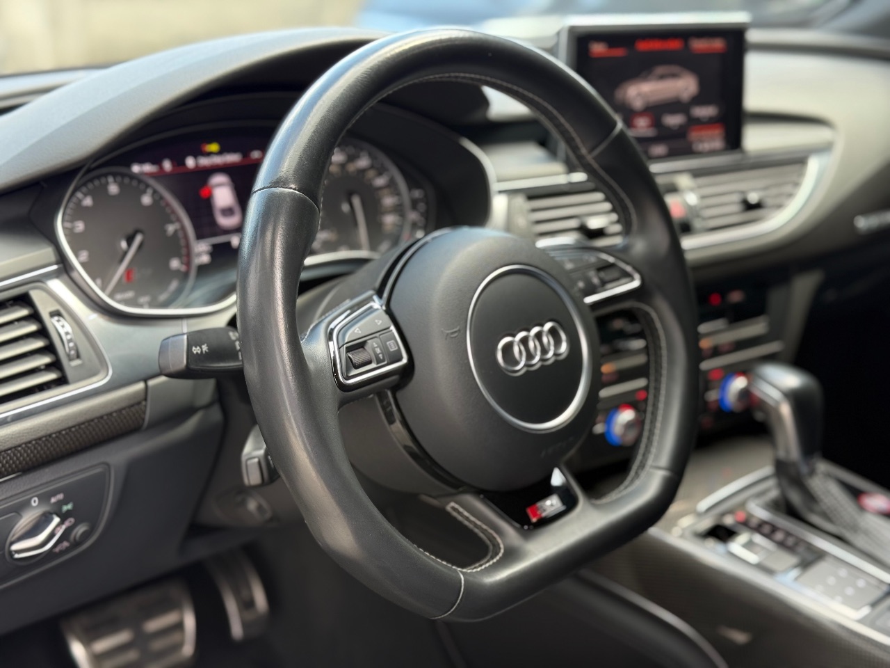 Audi S7 - фото 28