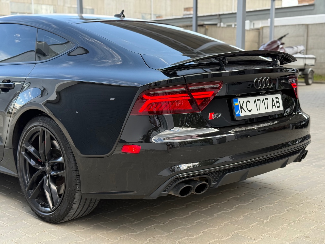 Audi S7 - фото 18