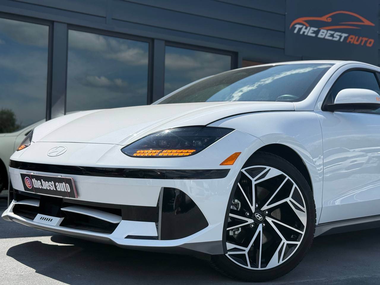 Hyundai IONIQ 6 - фото 3