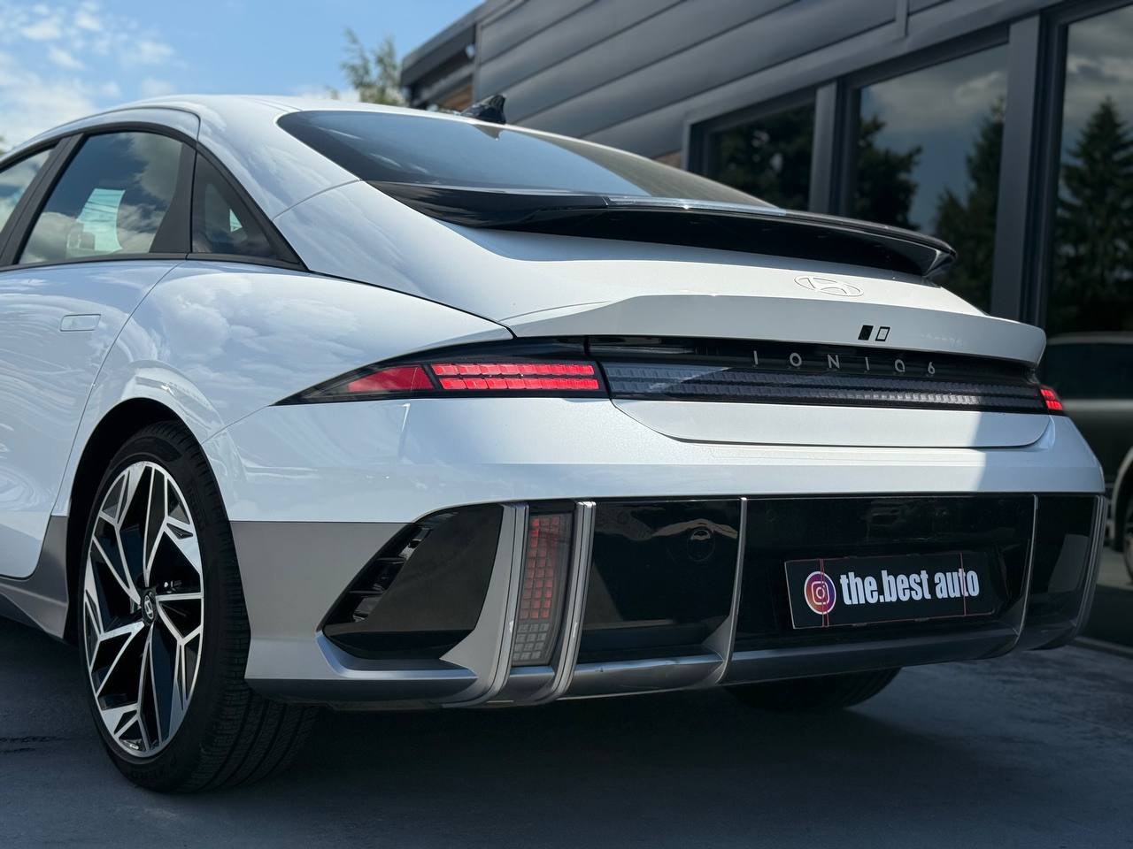 Hyundai IONIQ 6 - фото 7