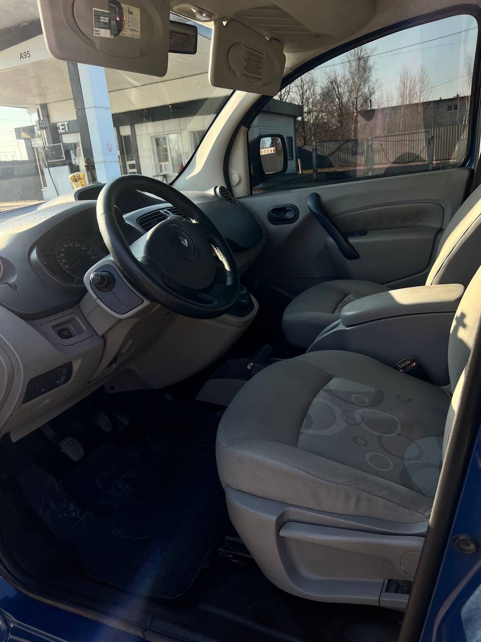 Renault Kangoo - фото 4