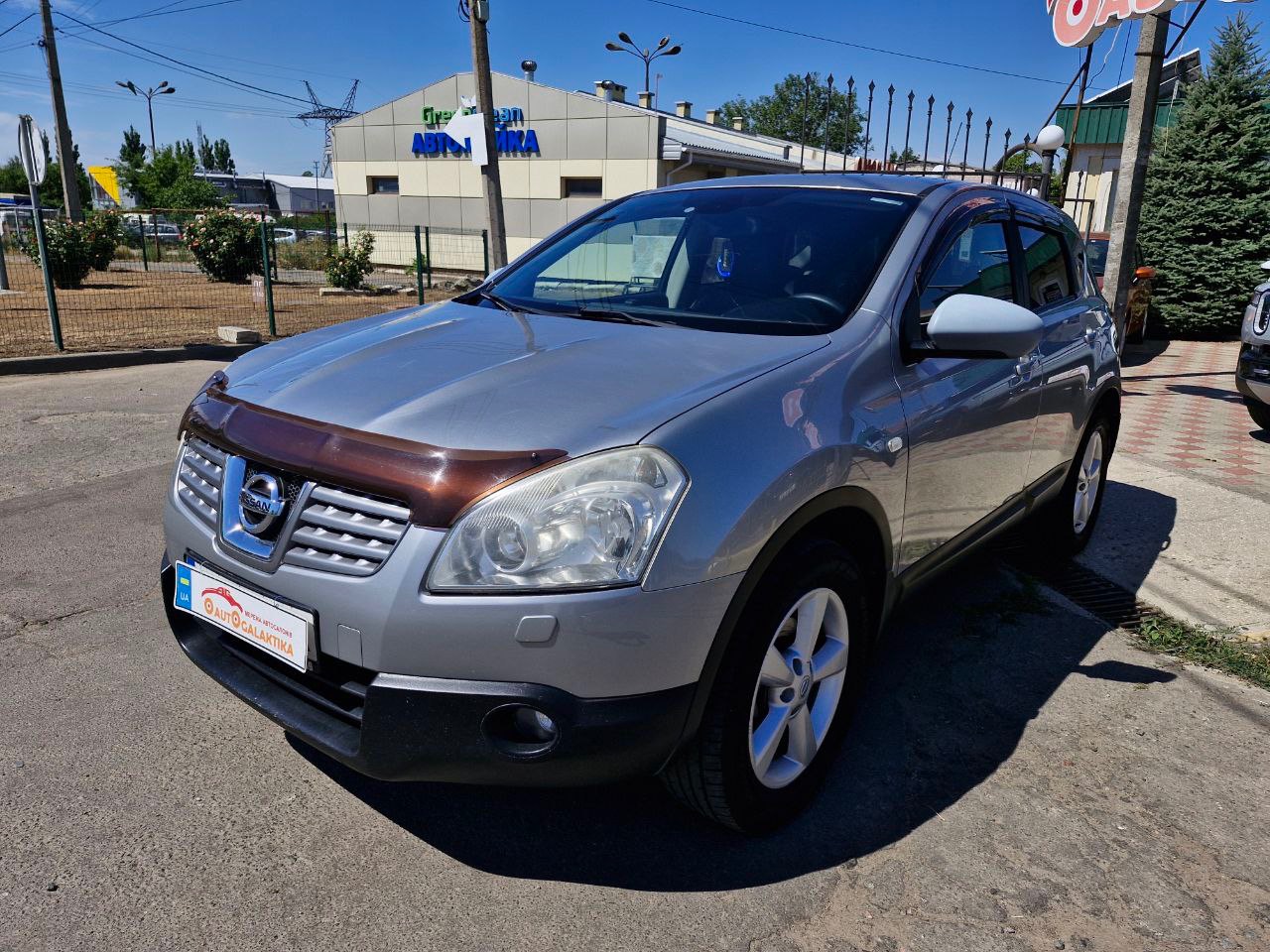 Nissan Qashqai - фото 1