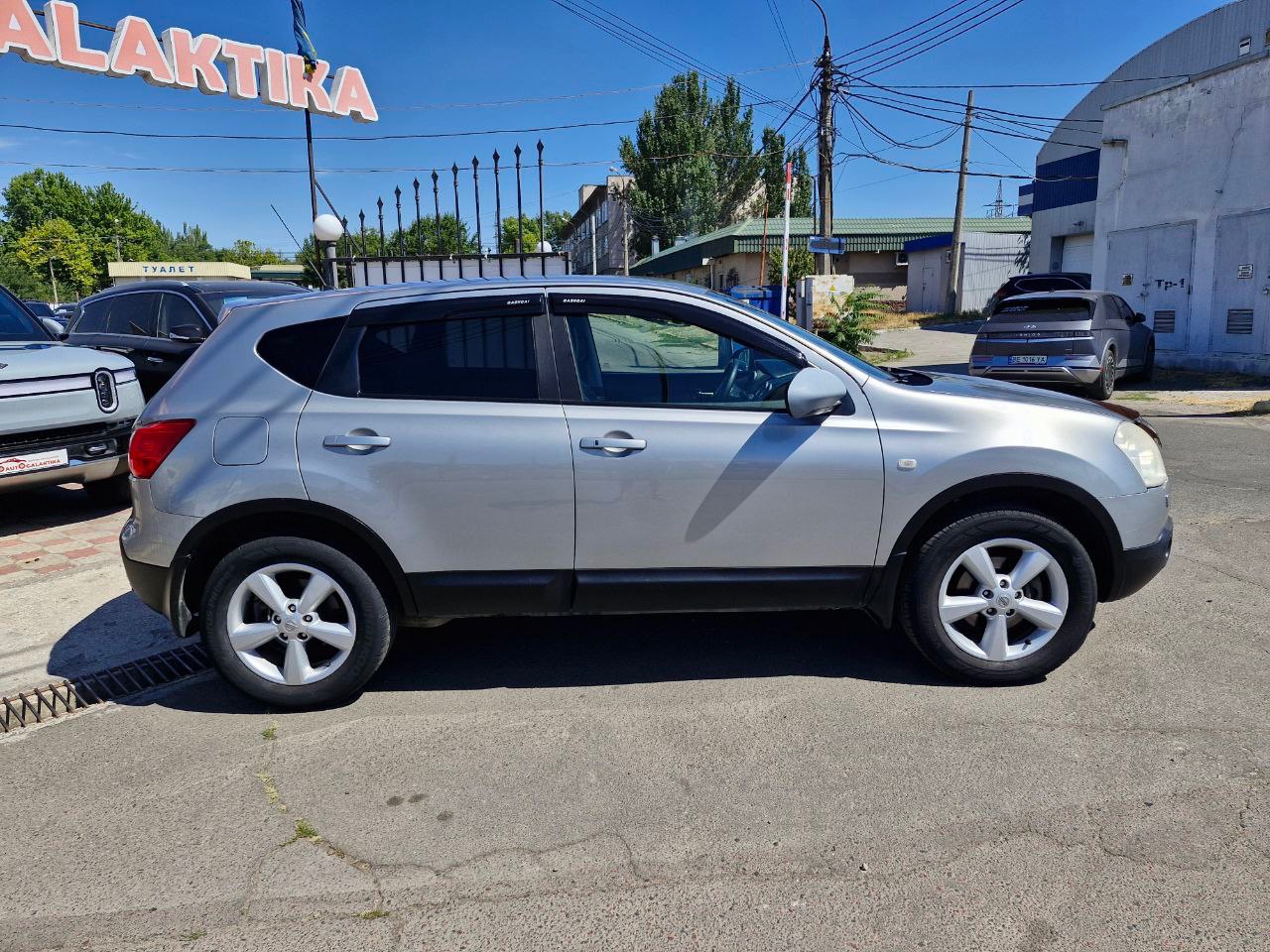 Nissan Qashqai - фото 4