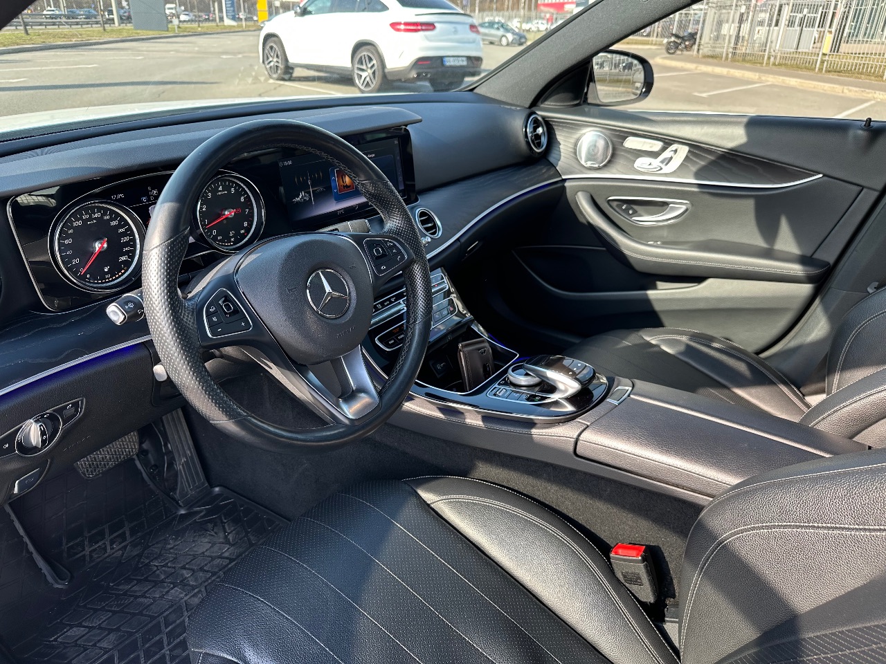 Mercedes-Benz E-Класс - фото 16