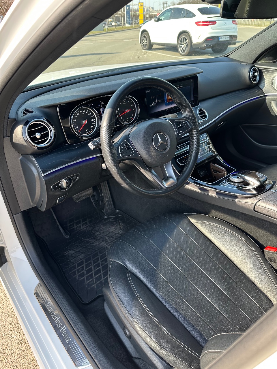 Mercedes-Benz E-Класс - фото 12