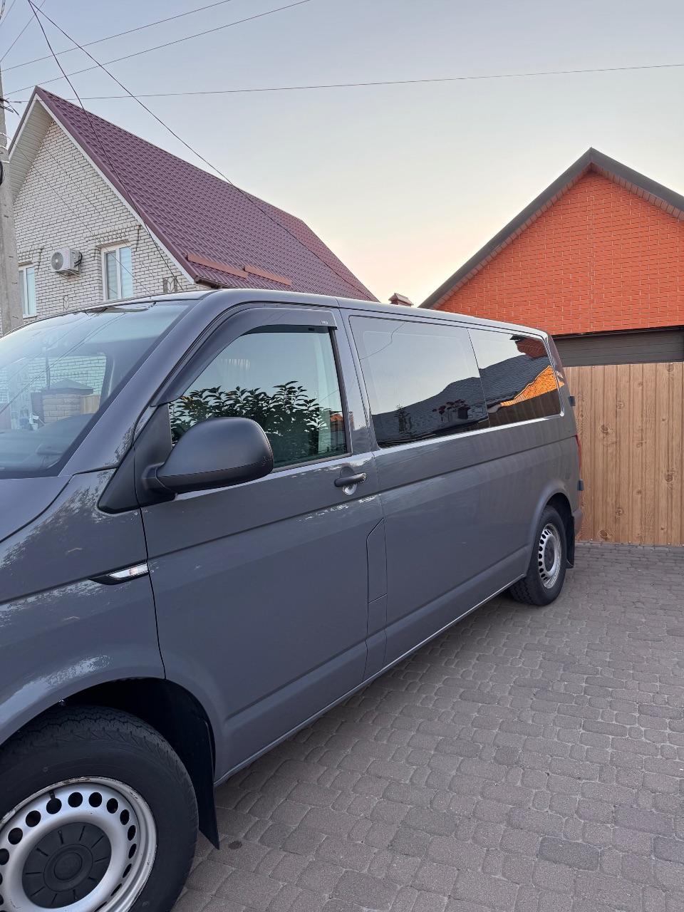 Volkswagen Transporter - фото 5