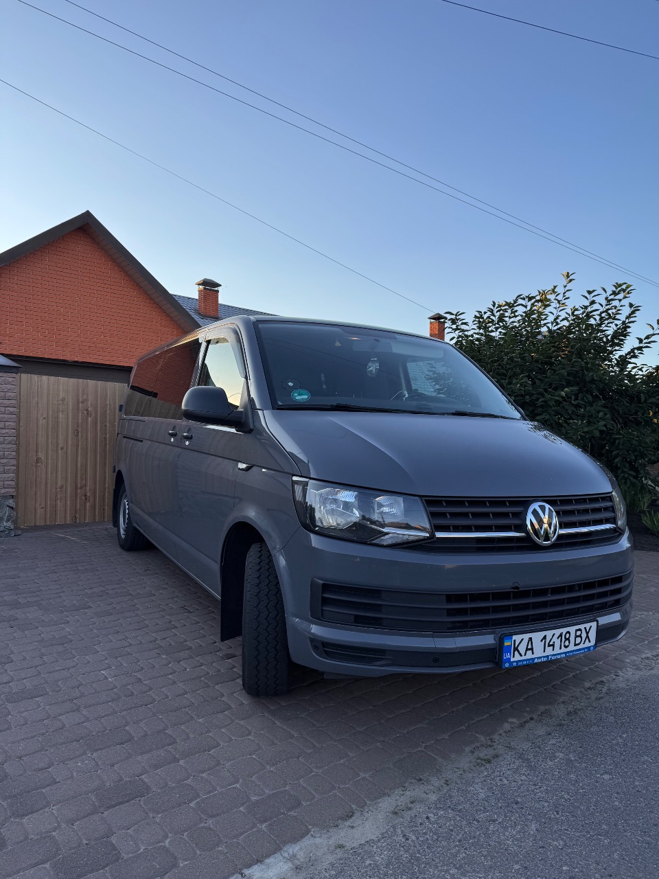 Volkswagen Transporter - фото 2