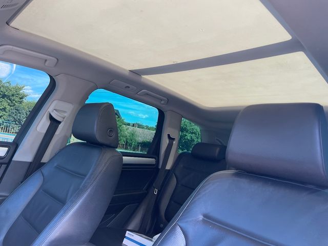 Volkswagen Touareg 2011, Львів, $19 999 - зображення 5