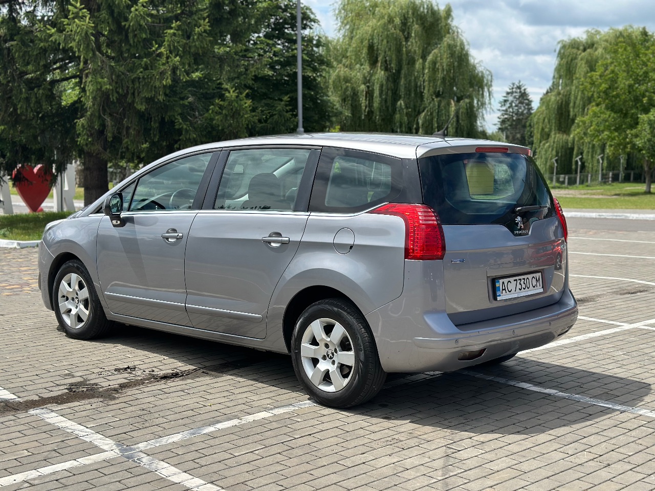 Peugeot 5008 - фото 7