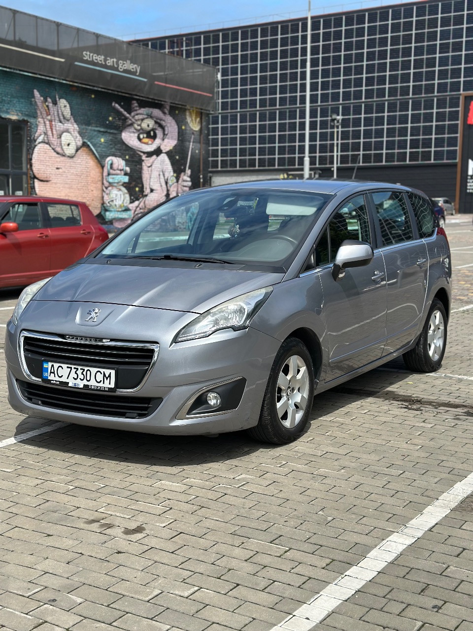Peugeot 5008 - фото 1