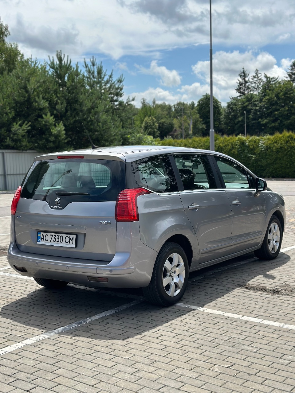 Peugeot 5008 - фото 4