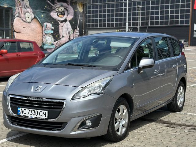 Peugeot 5008 - фото 1