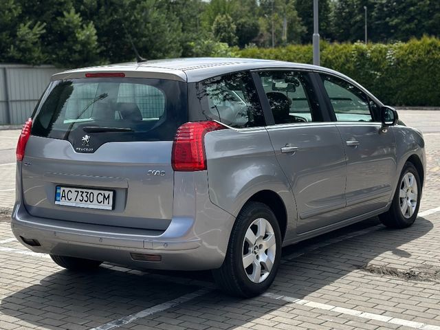 Peugeot 5008 - фото 4