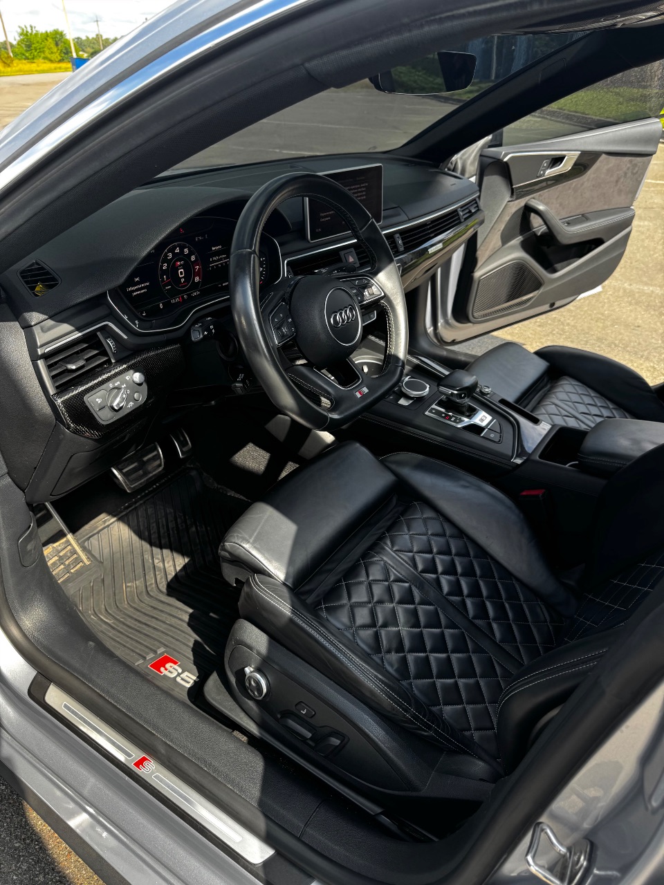 Audi S5 - фото 13