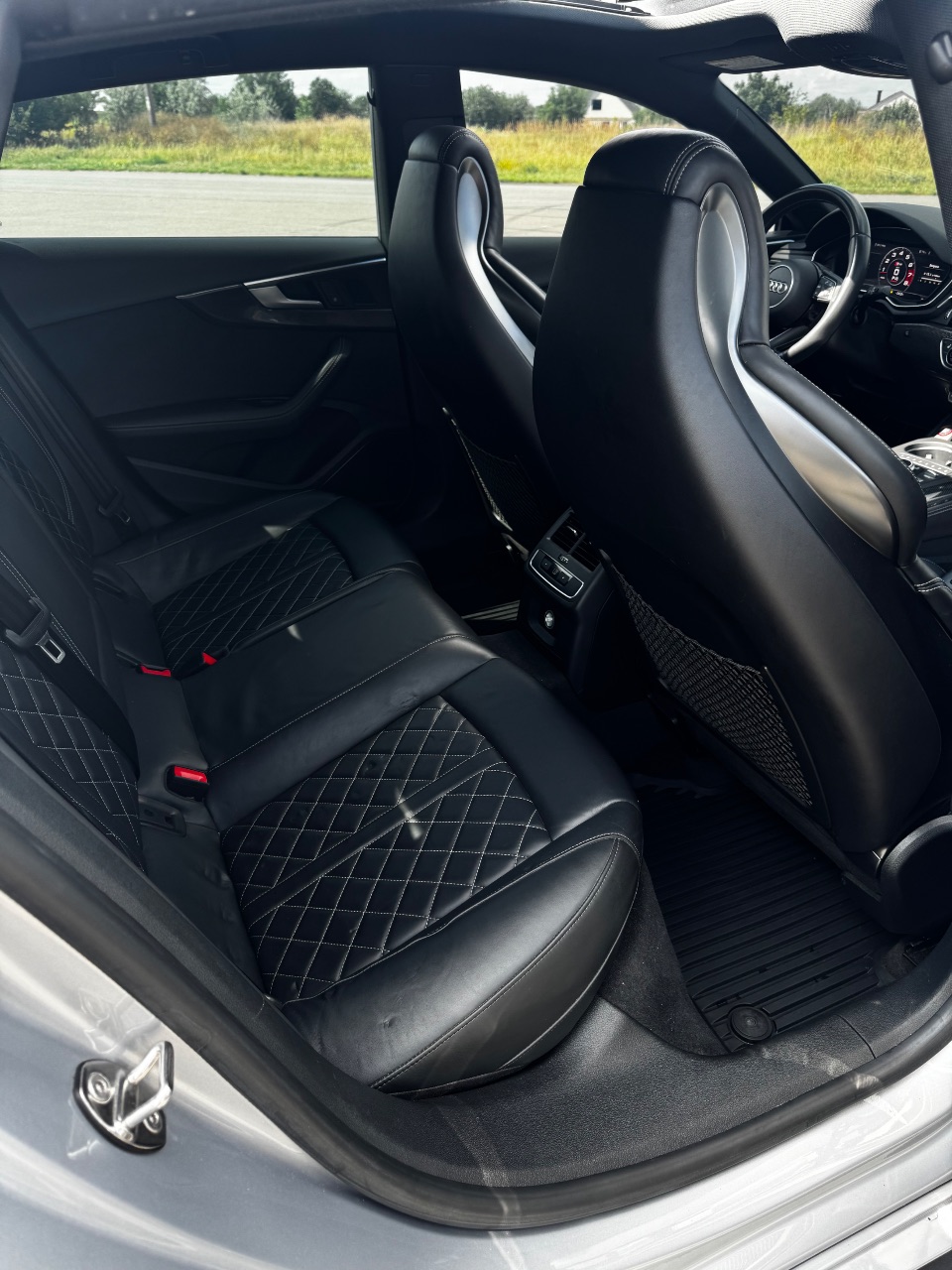 Audi S5 - фото 15