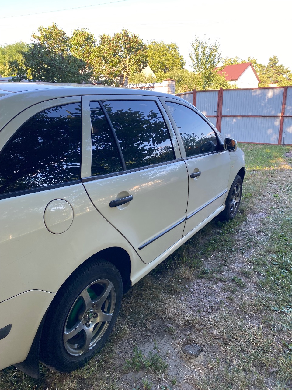 Skoda Fabia - фото 6