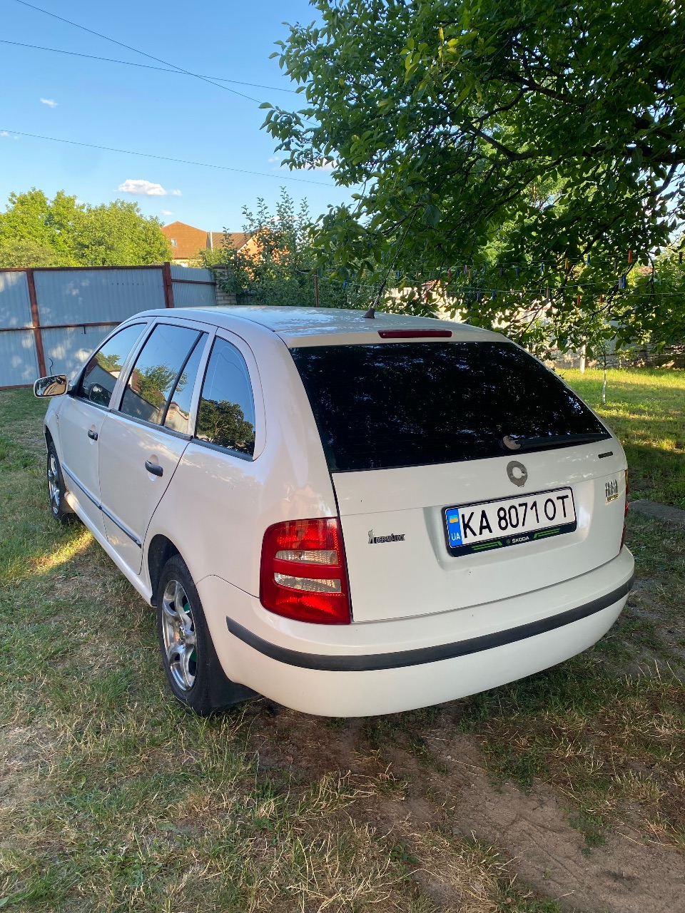 Skoda Fabia - фото 8