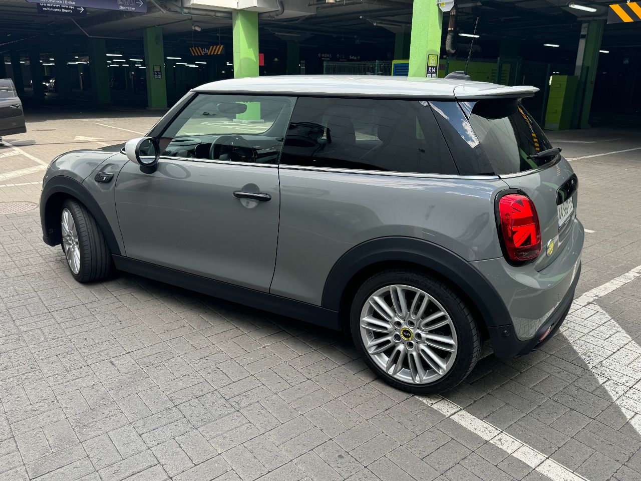 Mini Hatch - фото 11