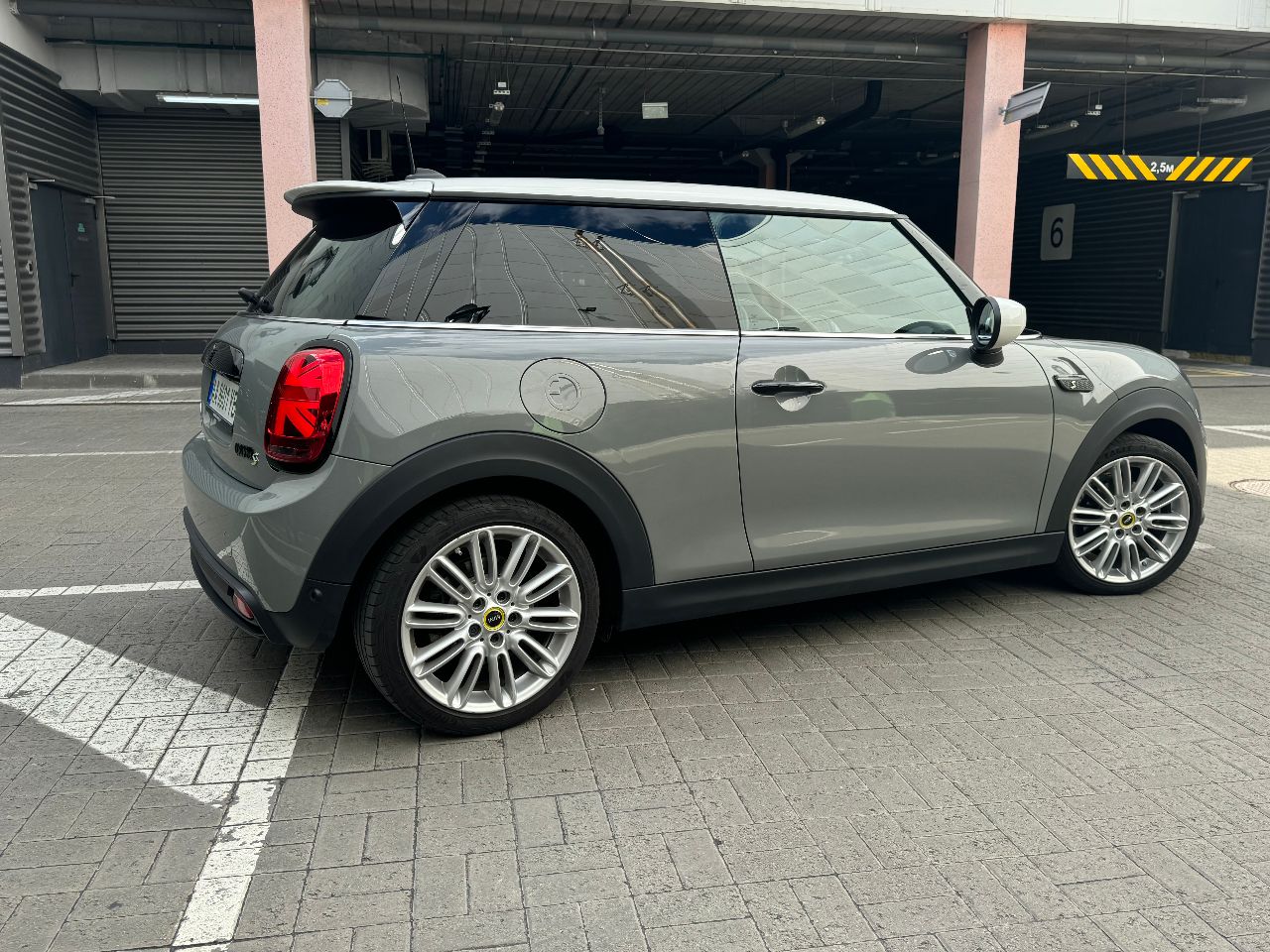 Mini Hatch - фото 19