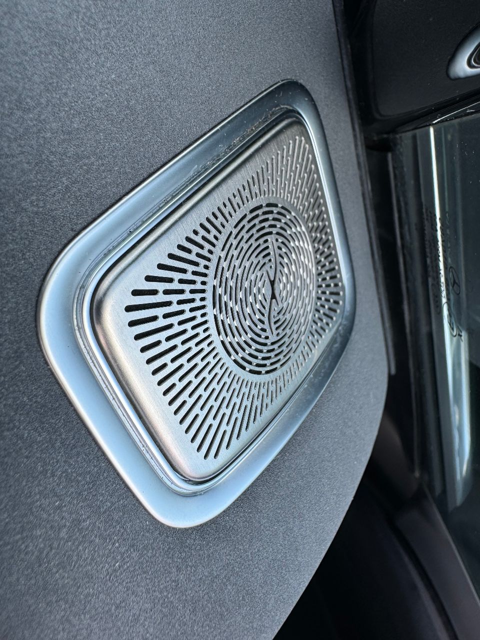 Mercedes-Benz EQS - фото 31