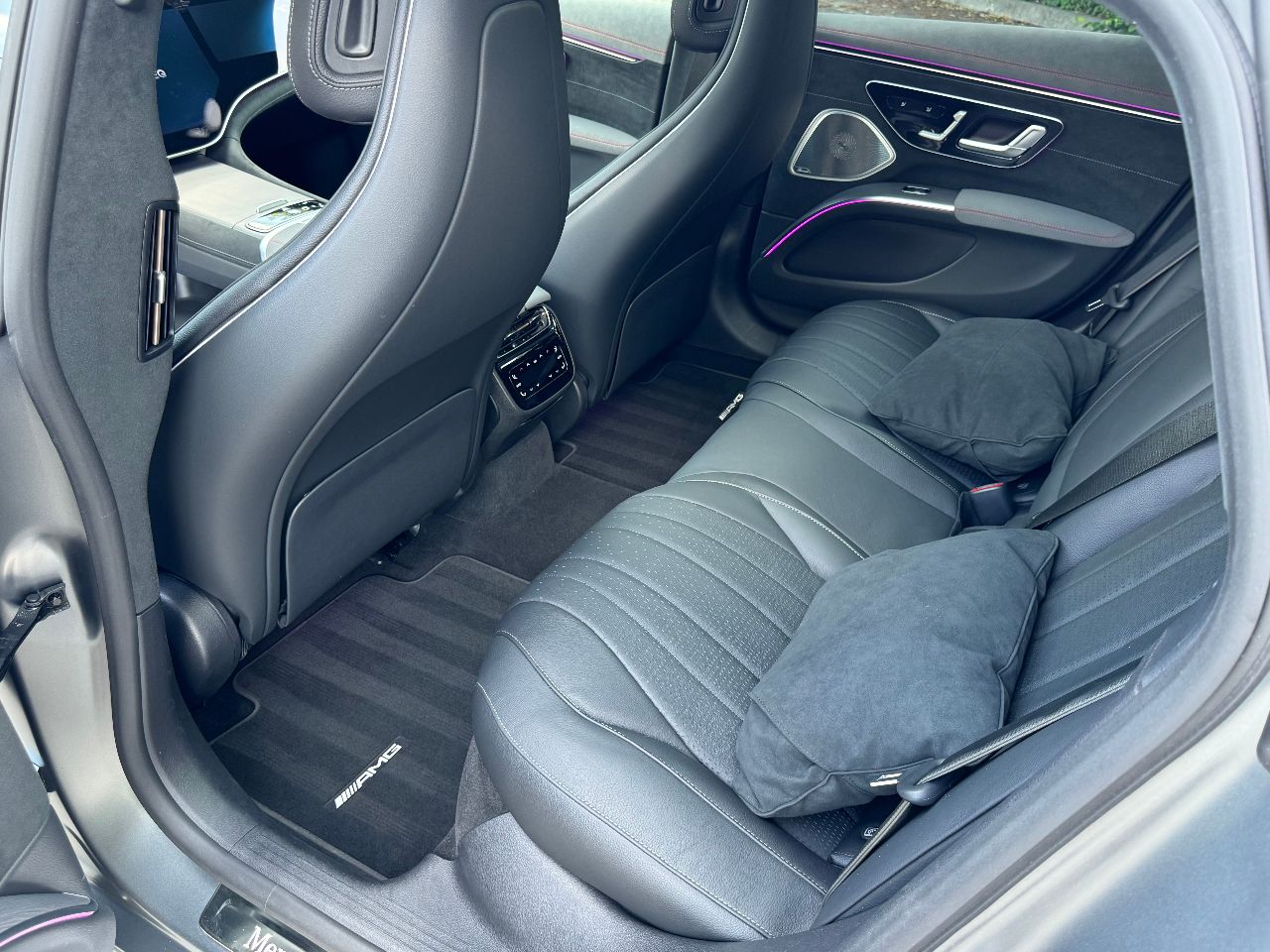 Mercedes-Benz EQS - фото 33