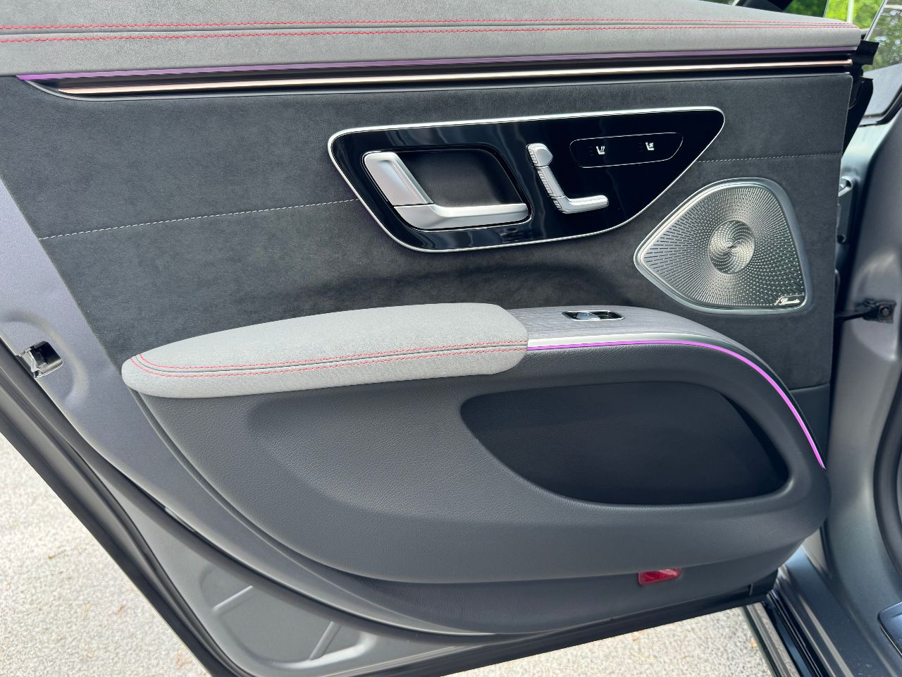 Mercedes-Benz EQS - фото 32