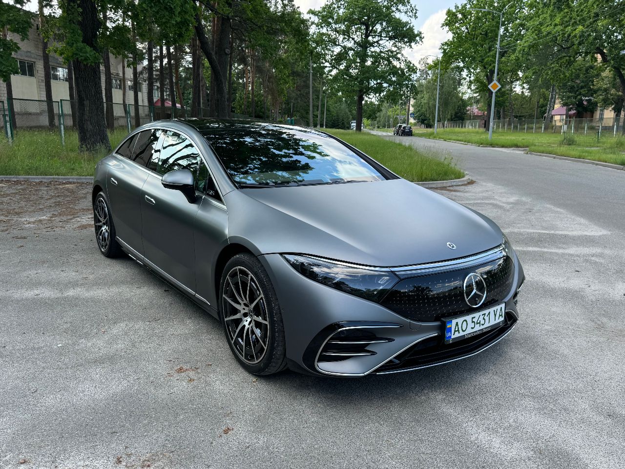 Mercedes-Benz EQS - фото 1