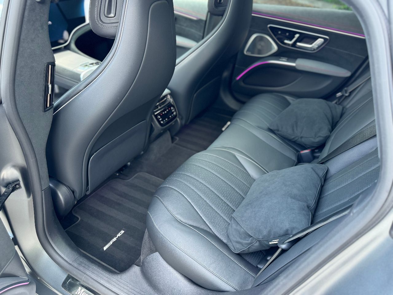 Mercedes-Benz EQS - фото 80