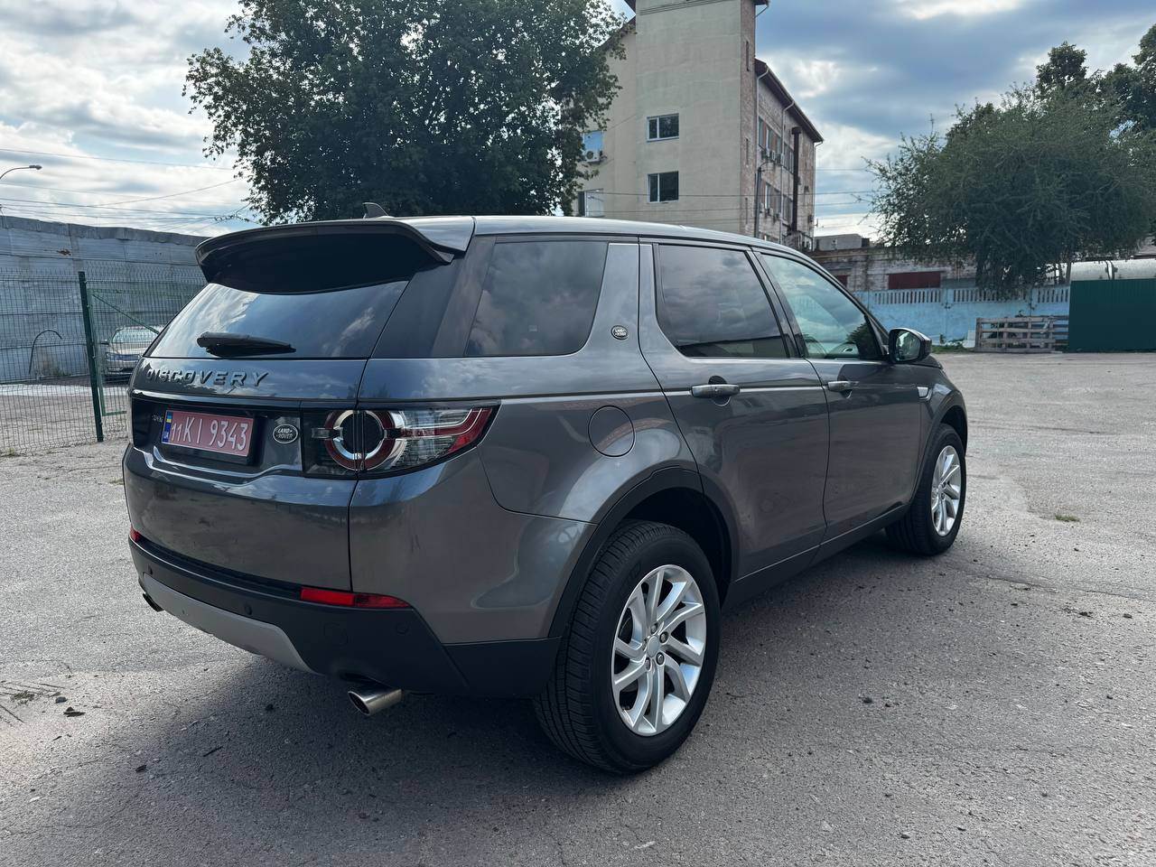 Land Rover Discovery Sport - фото 4